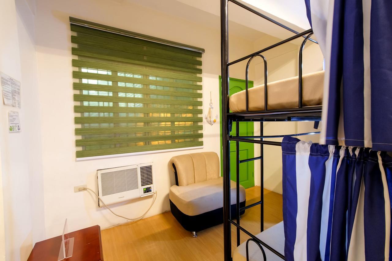 Zen Hostel Vicente Cruz マニラ市 エクステリア 写真